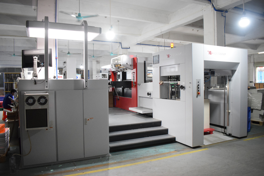 GUANGZHOU YM PACKAGE PRODUCTS CO.,LTD. manufacturer production line