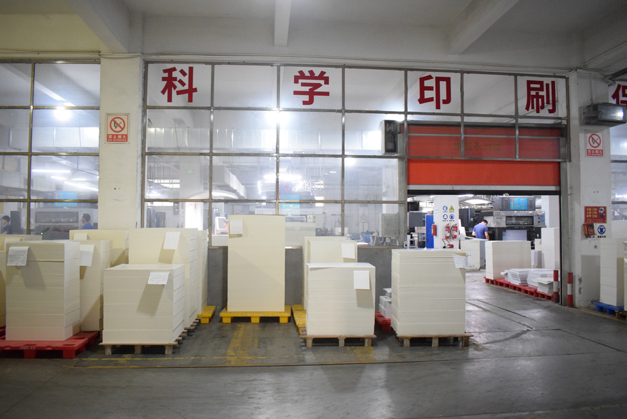 GUANGZHOU YM PACKAGE PRODUCTS CO.,LTD. manufacturer production line