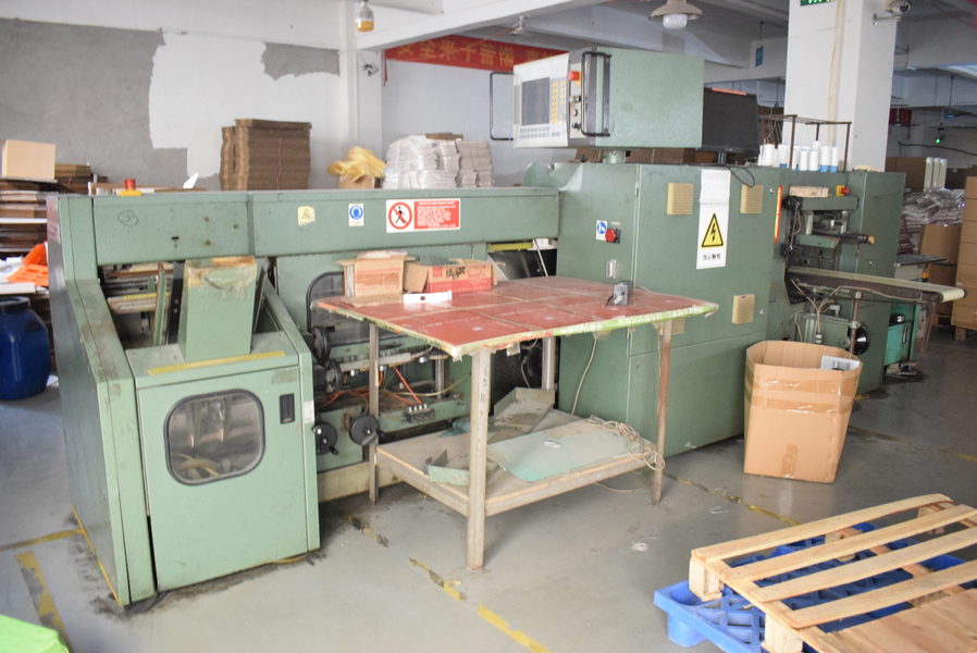 GUANGZHOU YM PACKAGE PRODUCTS CO.,LTD. manufacturer production line