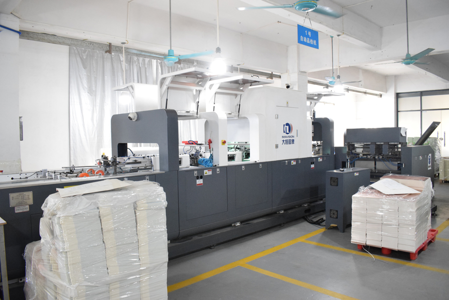 GUANGZHOU YM PACKAGE PRODUCTS CO.,LTD. manufacturer production line